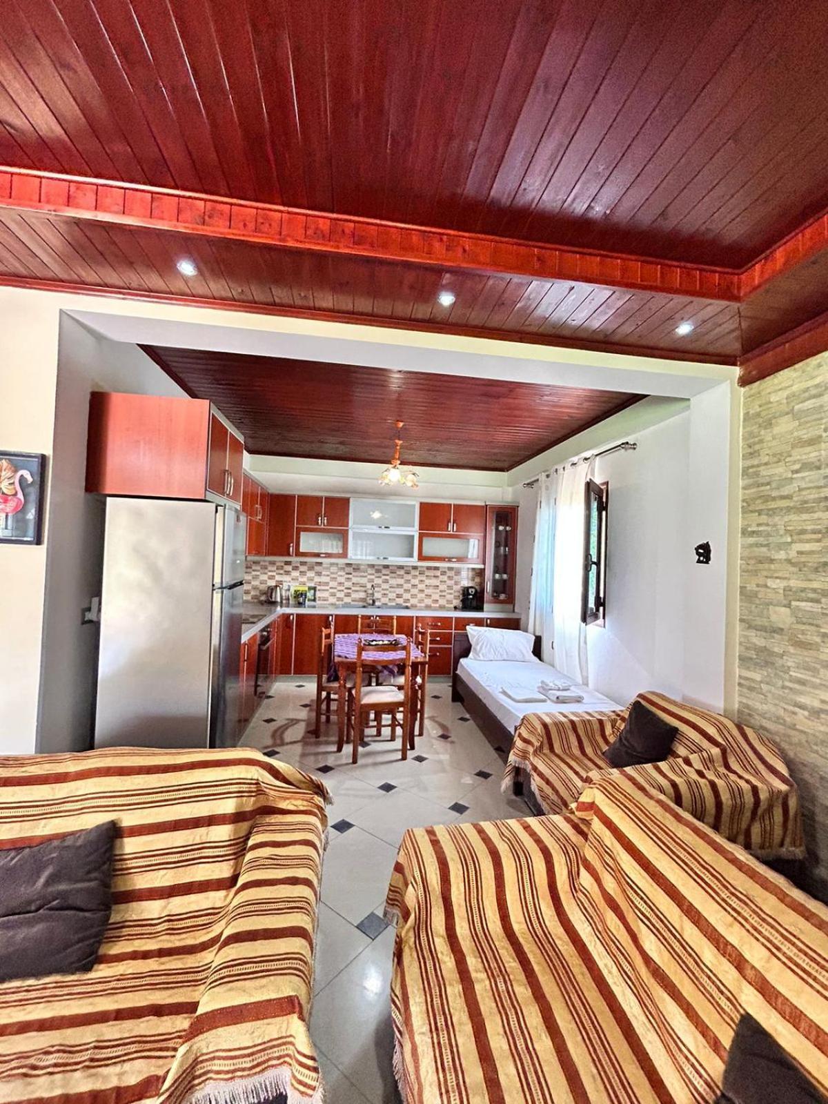 Green Villa ساراندا المظهر الخارجي الصورة
